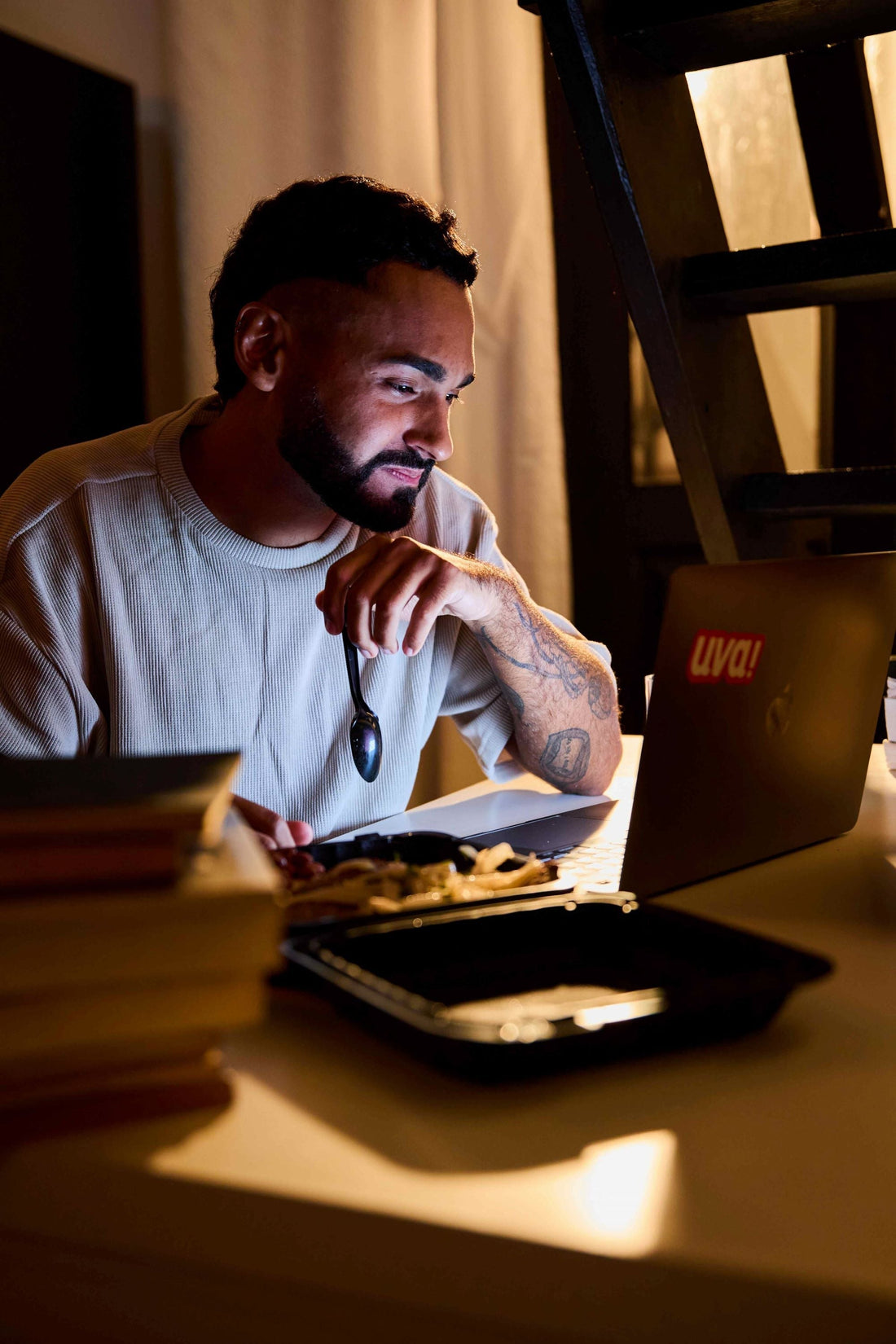 Haz que tu Instagram trabaje por ti: Diseño, estrategia y crecimiento en un solo lugar